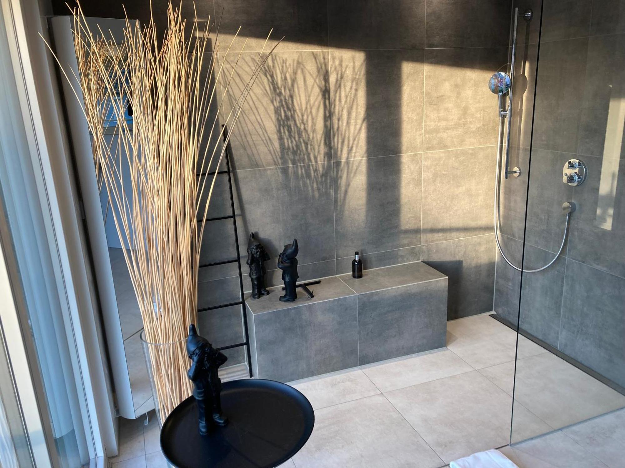 Neues Penthouse-Loft Mit Konuskarte Fuer Gratis Oepnv Διαμέρισμα Ehrenkirchen Εξωτερικό φωτογραφία