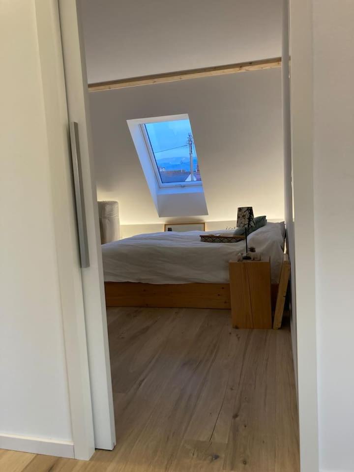 Neues Penthouse-Loft Mit Konuskarte Fuer Gratis Oepnv Διαμέρισμα Ehrenkirchen Εξωτερικό φωτογραφία