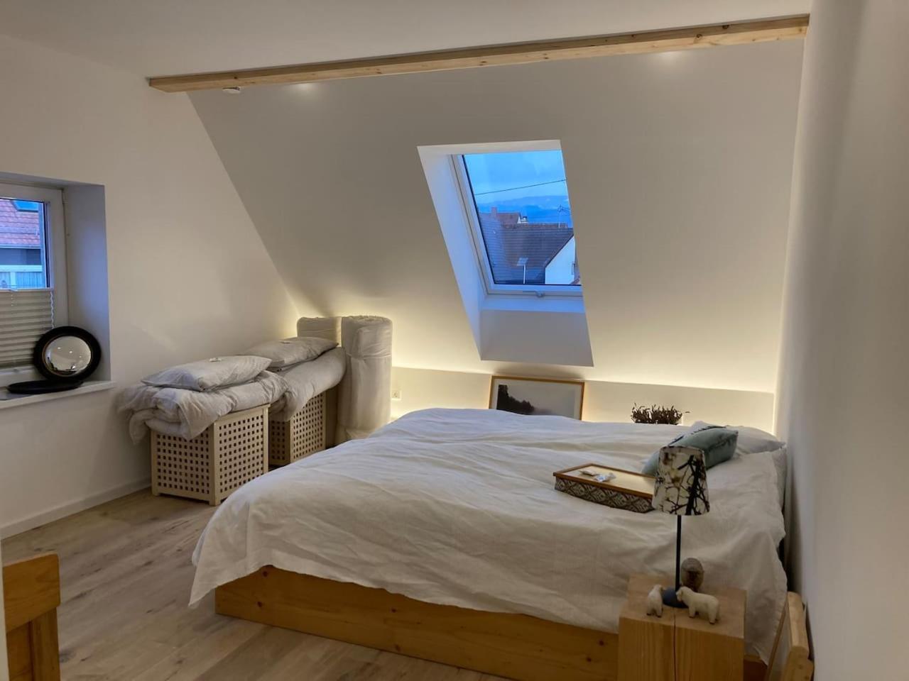 Neues Penthouse-Loft Mit Konuskarte Fuer Gratis Oepnv Διαμέρισμα Ehrenkirchen Εξωτερικό φωτογραφία