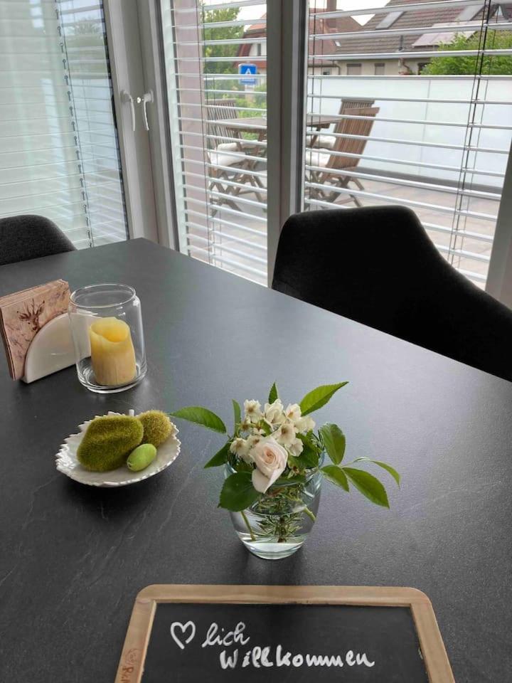 Neues Penthouse-Loft Mit Konuskarte Fuer Gratis Oepnv Διαμέρισμα Ehrenkirchen Εξωτερικό φωτογραφία